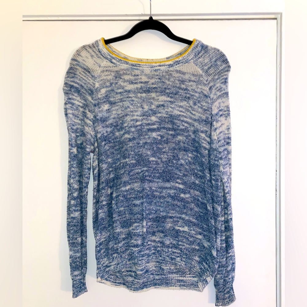 BDG sweater - size M